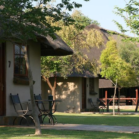 Mongena Private Game Lodge Rust de Winter Quarto foto